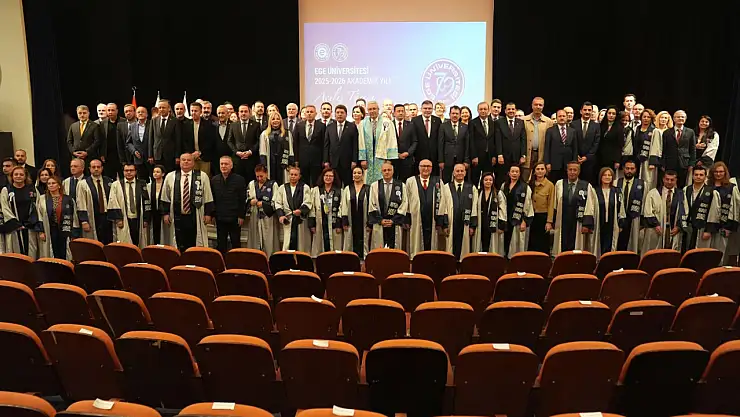 Ege Üniversitesi 2025-2026 Akademik yılı açılış töreni Adalet Bakanı Yılmaz Tunç'un katılımıyla gerçekleşti