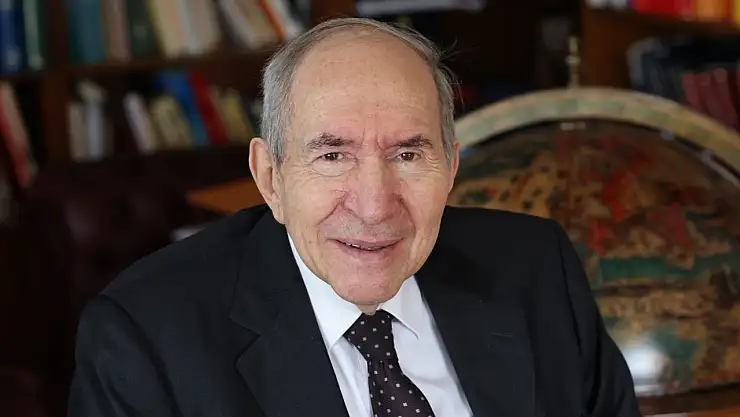 Eski CHP Genel Başkanı Altan Öymen Entübe Edildi