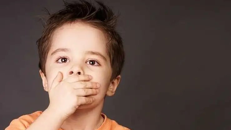 Her 100 kişiden biri kekemelikle mücadele ediyor