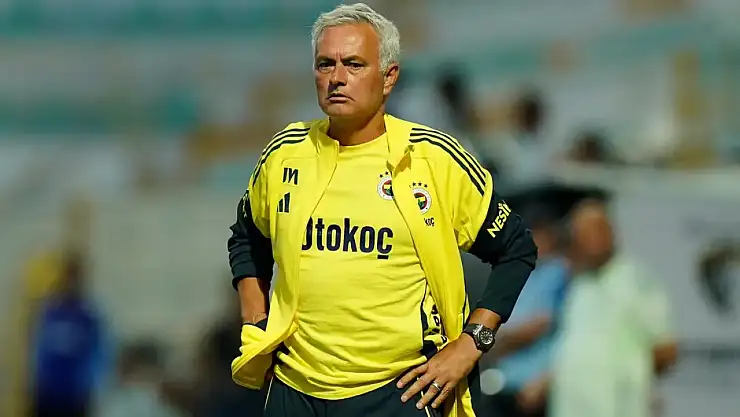 Jose Mourinho basın toplantısında gözyaşlarını tutamadı