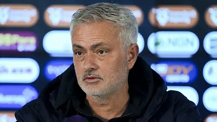 Jose Mourinho'dan Fenerbahçe'de dikkat çeken açıklamalar: 'Ekonomik gücü az olan bir kulüpteyim'
