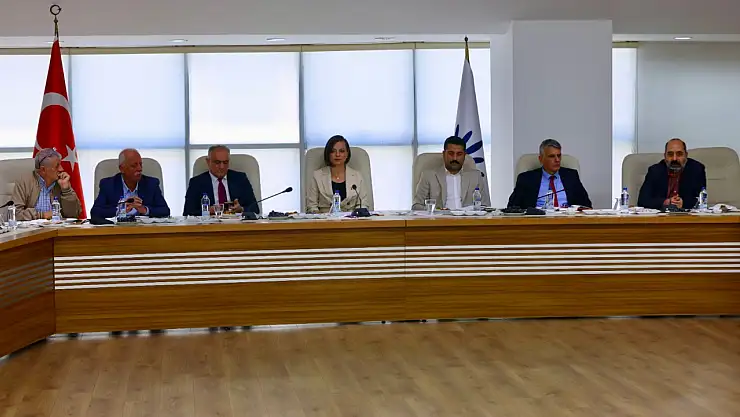 Karabağlar Belediyesi, paydaşlarla birlikte sürdürülebilir atık yönetimi modeli için harekete geçti