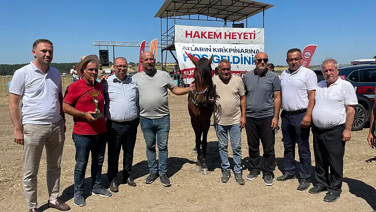 Karapürçek'te Rahvan At Yarışları nefes kesti