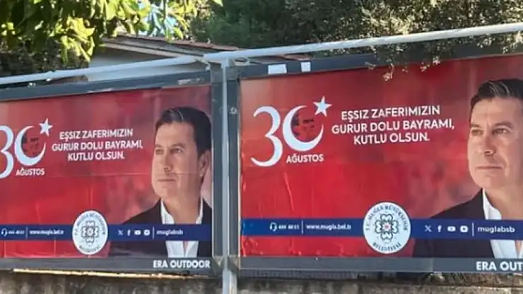 Muğla'da Zafer Bayramı afişi gerginliği