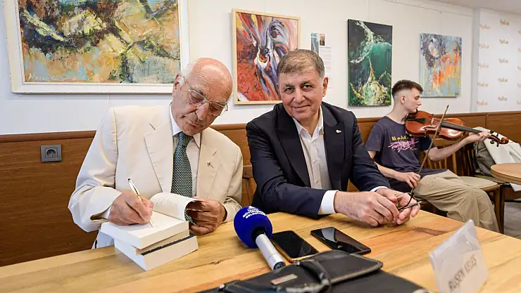 Prof. Dr. Ruşen Keleş İzmirlilerle buluştu