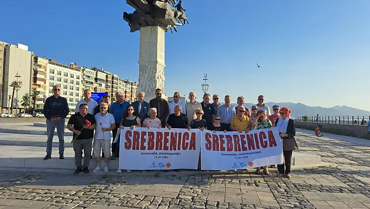 Srebrenitsa'nın sessiz tanıkları: 'Küçük çocukları küçük kurşunla öldürürler değil mi anne?'