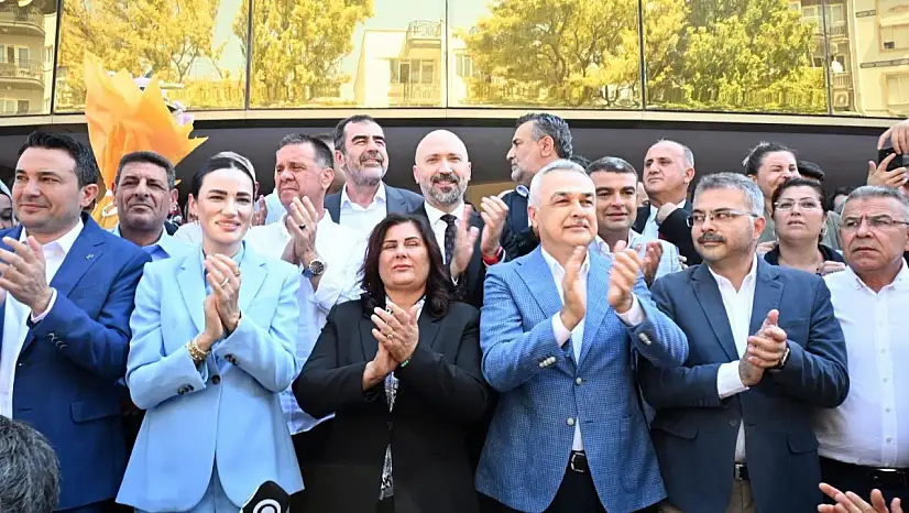 AK Parti teşkilatından Aydın Büyükşehir Belediyesi 'Hayırlı olsun' ziyareti