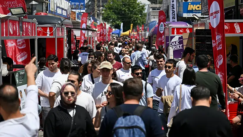 Anahtar takımları gitti, sokak lezzetleri geldi
