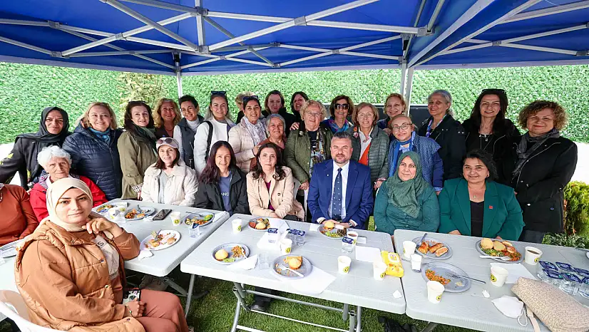 Buca'da 'beş çayı' buluşması