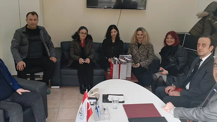 'Engelsiz Hayat İzmir' projesiyle özel eğitim okuluna anlamlı ziyaret