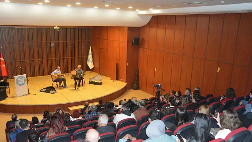 EÜ Konservatuarında Flamenko gitar dinletisi sanatseverlerle buluştu