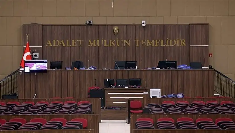 İzmir Adliyesi'nde rüşvet davasında karar çıktı