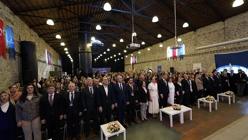 İzmir'de 8 Mart zirvesi: 'Cesaretin Adı Kadın – 103 Yıllık Cesaret'