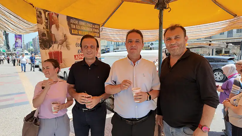 İzmir'de Basın Bayramı'na serinleten anma: Aris Medya'dan Gazeteciler için kar helvası...