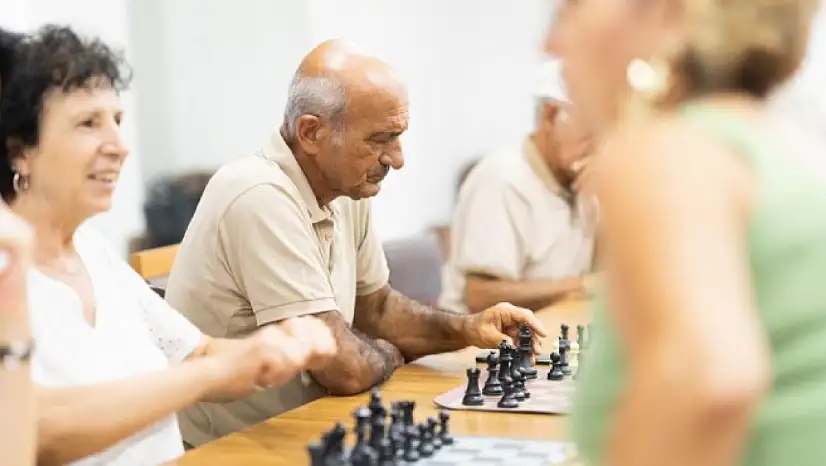 İzmir'de yaşlılara konforlu ve sosyal bir yaşam: Büyükşehir'den örnek projeler