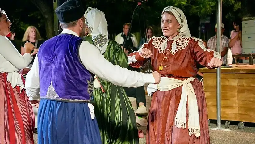 İzmir & Midilli gastronomi ve kültür festivali komşu iki halkı aynı sofrada buluşturdu