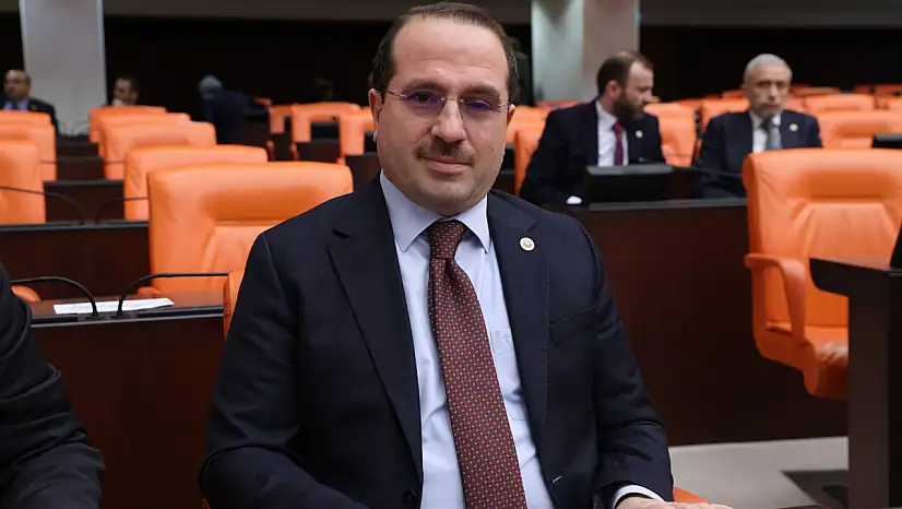 İzmir sağlık hizmetlerine yeni hekim ve ambulans desteği