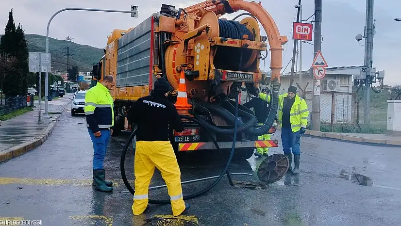 İZSU, İzmir'de olası yağışlara karşı alarmda