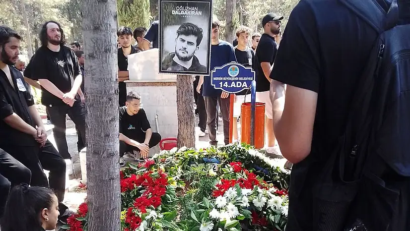 Jrokez son yolculuğuna uğurlandı