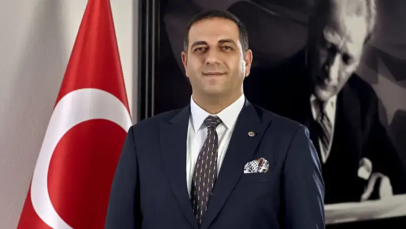 Narlıdere Belediye Başkanı Erman Uzun'dan CHP'de kalma kararı