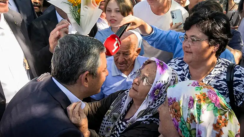 Özgür Özel'in İzmir mesaisi Bayındır'da başladı