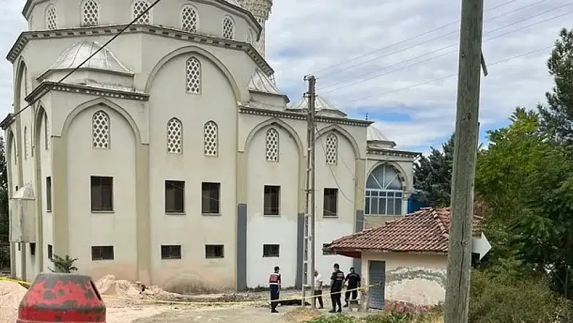 Tadilat yapılan camide feci kaza: 20 metreden düşen işçi hayatını kaybetti