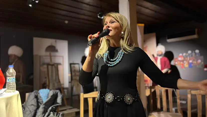 Türk Müziği ziyafeti İzmir Cumhuriyet müzesinde gerçekleşti