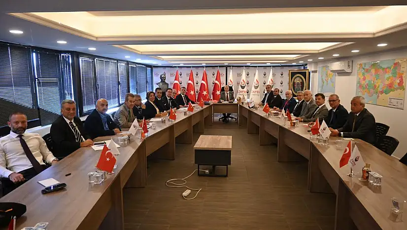 Ümit Özdağ'dan kritik açıklamalar