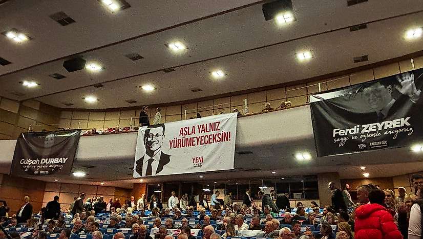 Yeni Parti İzmir İl Kongresi başladı: Çağatay Güç tek aday