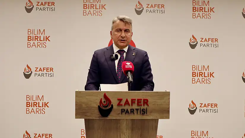 Zafer Partisi'nden sert yaz değerlendirmesi: 'Ne tatil yapabildik, ne meyve yiyebildik'