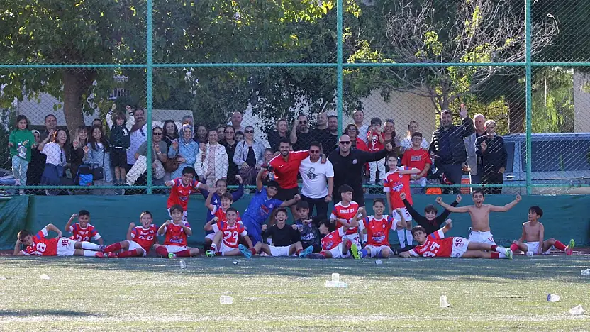 Atatürk'ün çocukları Cumhuriyet kupasında buluştu