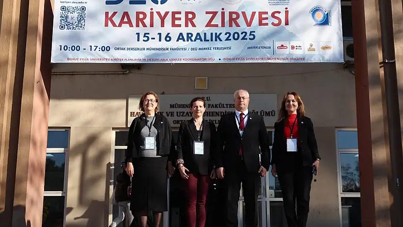 DEÜ  2025 Kariyer Zirvesi başladı: Öğrenciler sektörle buluştu