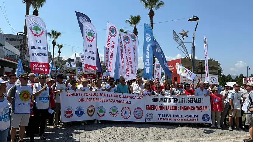 Erdağ'dan İzmir'de ve yurt genelinde eylem yapan memurlara destek