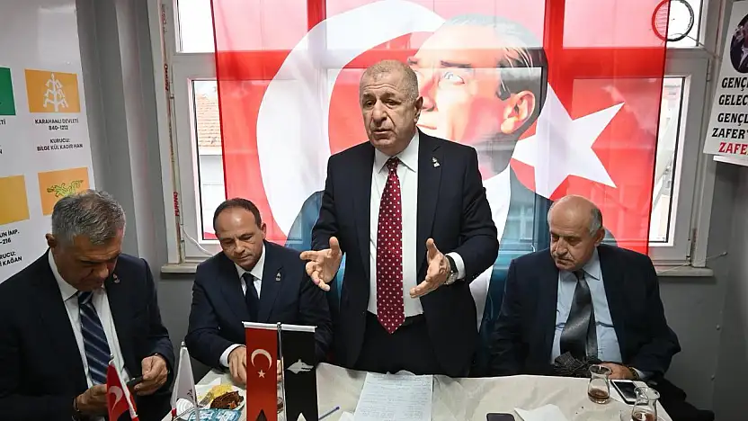 Ümit Özdağ: 'İstanbul Deprem, Uyuşturucu ve Göç Baskısı Altında Sahipsiz Bırakıldı'