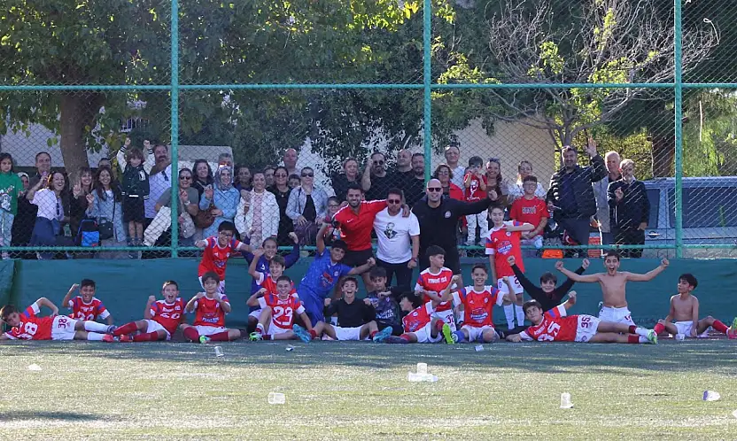 Atatürk'ün çocukları Cumhuriyet kupasında buluştu