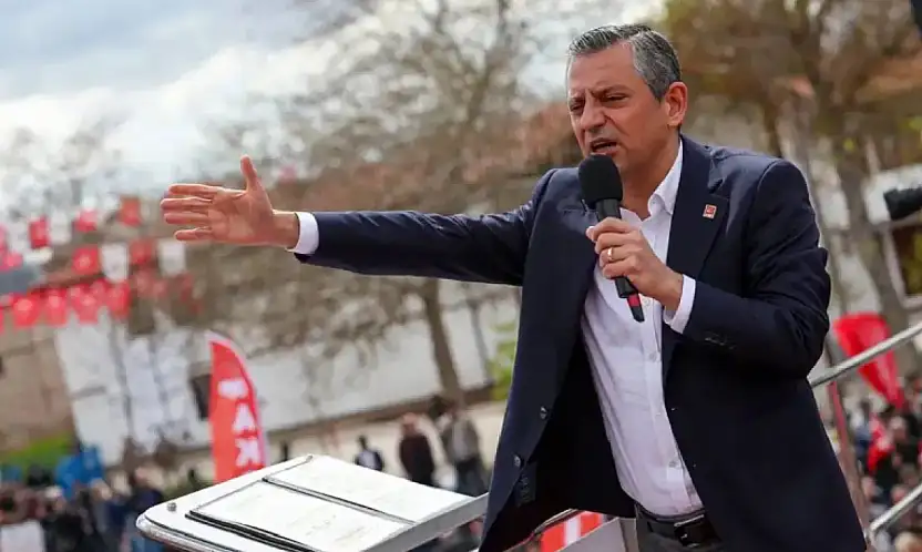 CHP'de grup toplantısı krizi büyüyor: Özel'den çarpıcı açıklamalar...