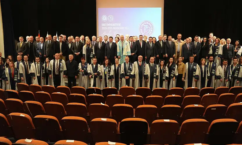 Ege Üniversitesi 2025-2026 Akademik yılı açılış töreni Adalet Bakanı Yılmaz Tunç'un katılımıyla gerçekleşti