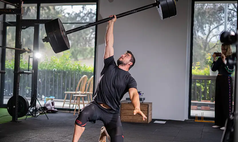 Guinness'e uzanan güç: Ulubatlı Burak'tan dünya rekoru