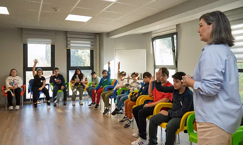 İzmir Büyükşehir Belediyesi çocuk meclisi yeni döneme başladı