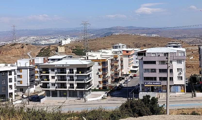 İzmir'de konut satışları yüzde 14,9 azaldı: En fazla satış Menemen'de