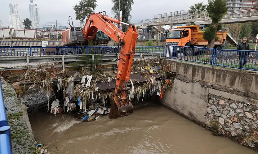 İzmir'de Ocak Yağışları Rekor Kırdı
