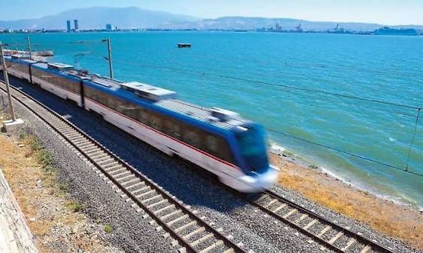 İzmirlilere ulaşım müjdesi İZBAN'da 90 dakika geri geliyor